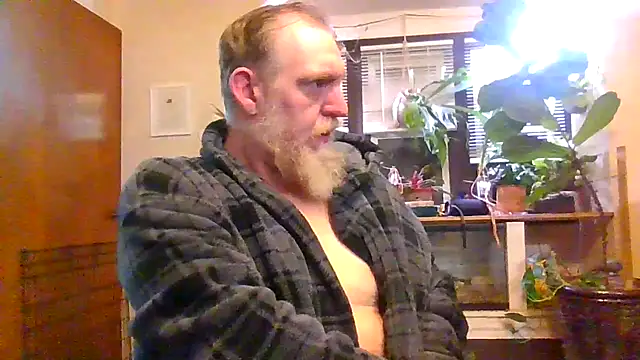 Snapshot of Moeblick chatting on February 5, 12:23 pm Moeblick online show from February 5, 12:23 pm