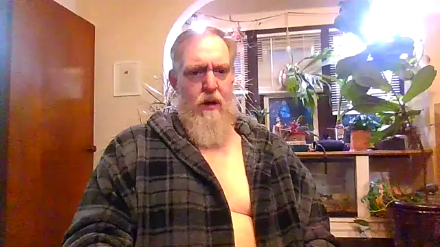 Snapshot of Moeblick chatting on February 18, 12:34 pm Moeblick online show from February 18, 12:34 pm