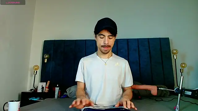 Ethan Briggs  online show from April 6, 3:35 am