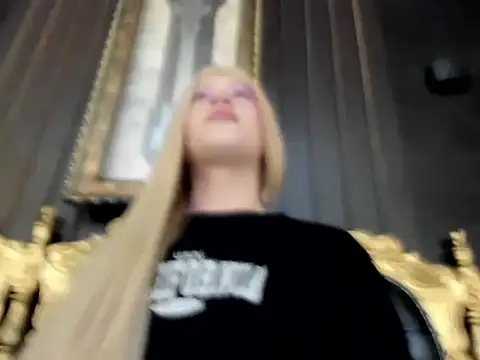 Snapshot of Gomory_Niix chatting on June 10, 2:57 am Gomory Niix online show from June 10, 2:57 am