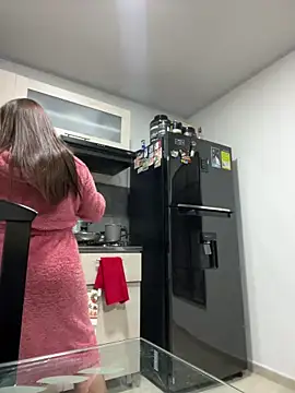 Pretty  Milf online show from March 20, 8:48 am