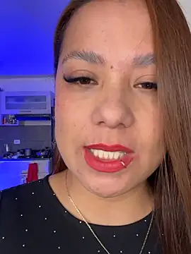 Pretty  Milf online show from March 24, 1:11 pm