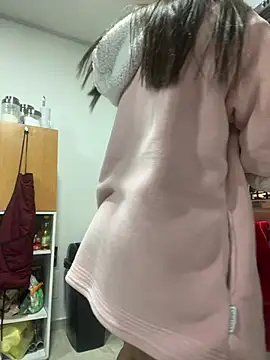 Pretty  Milf online show from March 11, 9:47 am