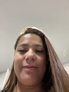 Pretty  Milf online show from March 12, 9:13 am