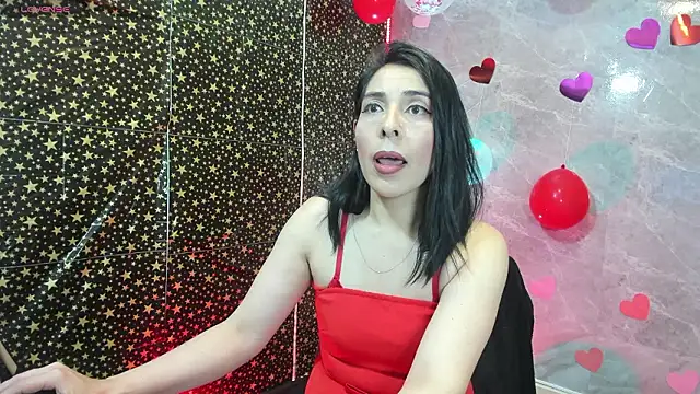 adellelennoxx online show from February 14, 8:25 am