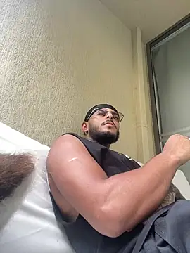 liyamjunior online show from February 8, 3:54 pm