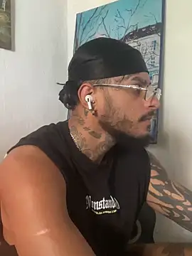 liyamjunior online show from February 12, 6:29 pm