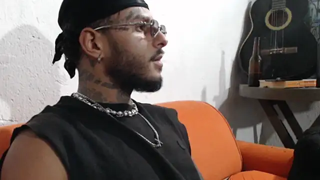 liyamjunior online show from February 16, 6:01 am