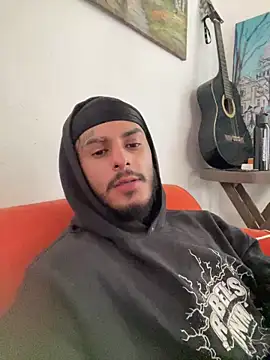 liyamjunior online show from February 13, 6:52 pm