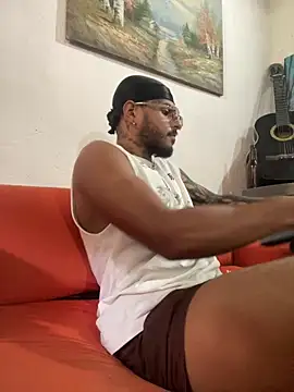 liyamjunior online show from February 21, 6:32 pm