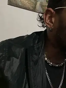 liyamjunior online show from February 25, 5:40 am