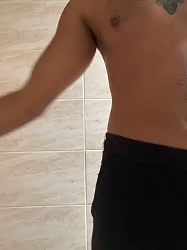 liyamjunior online show from February 6, 2:13 pm