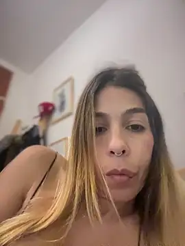 miafoxmia online show from March 27, 10:33 pm