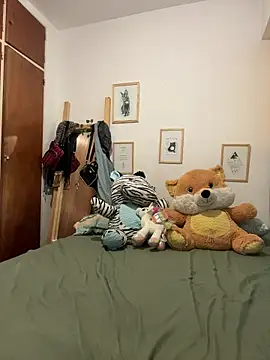 Snapshot of miafoxmia chatting on February 21, 11:45 am miafoxmia online show from February 21, 11:45 am