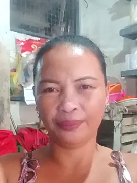 Snapshot of hot_momma88 chatting on January 15, 6:50 am hot momma88 online show from January 15, 6:50 am