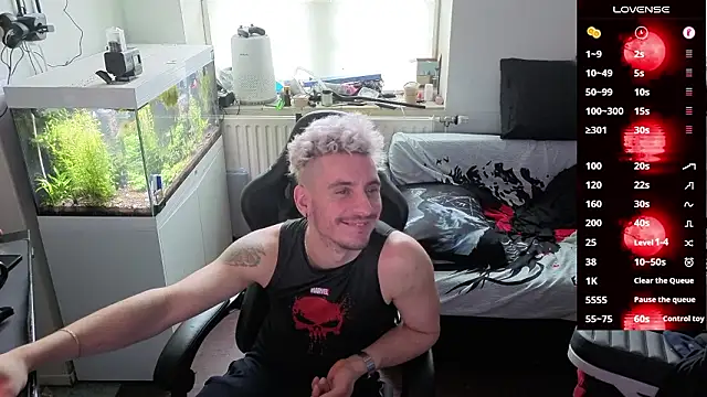 Rayzel White online show from March 10, 1:26 pm