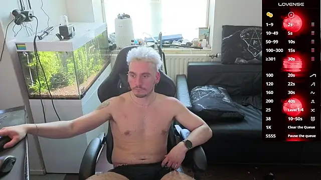 Rayzel White online show from March 22, 2:18 pm