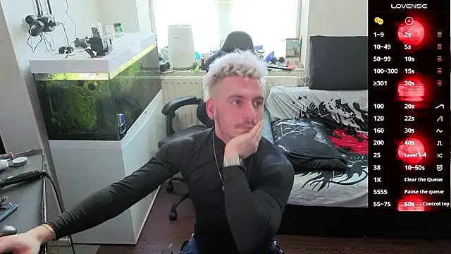 Rayzel White online show from March 4, 12:13 pm