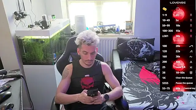 Rayzel White online show from February 23, 1:55 pm