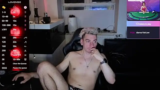 Rayzel White online show from May 28, 10:48 pm