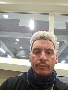 Rayzel White online show from February 27, 5:24 pm