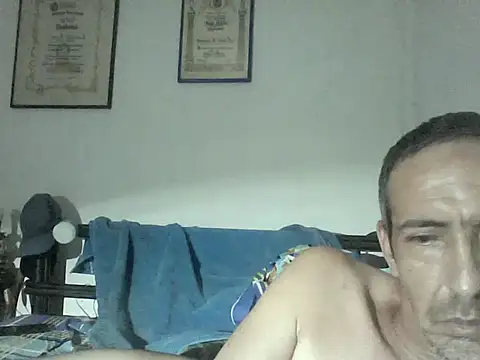guevo14cm3 online show from June 15, 3:40 am