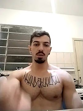 LuigiBoni online show from January 15, 1:42 am