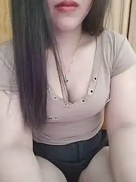 Snapshot of MaiNgoc_sexy chatting on June 10, 10:44 pm MaiNgoc sexy online show from June 10, 10:44 pm