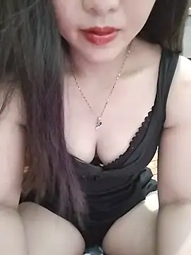 Snapshot of MaiNgoc_sexy chatting on June 20, 4:39 am MaiNgoc sexy online show from June 20, 4:39 am