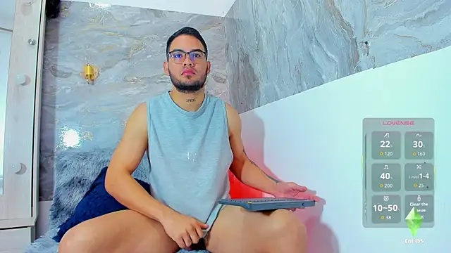 Snapshot of Boyka__hot_ chatting on January 14, 10:41 am Boyka hot online show from January 14, 10:41 am