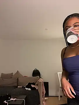 xo steffyxo 4 online show from March 11, 8:03 pm