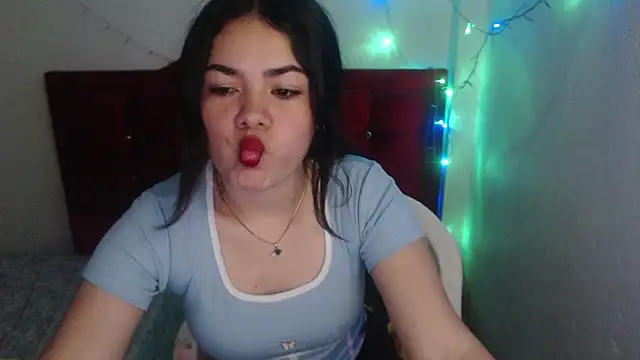 Loriiiany online show from March 28, 3:51 am