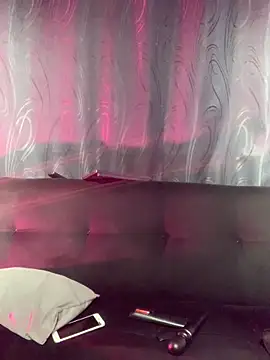 ivy-777 online show from February 4, 12:00 pm