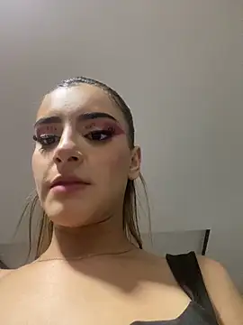 ivy-777 online show from February 14, 1:06 am