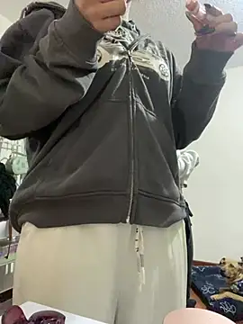 ivy-777 online show from April 7, 2:46 am