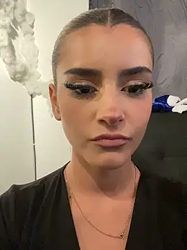 ivy-777 online show from March 11, 1:54 am