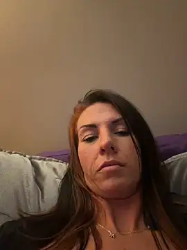 tastemecaroline online show from March 12, 4:40 am