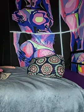 tastemecaroline online show from March 11, 3:55 am