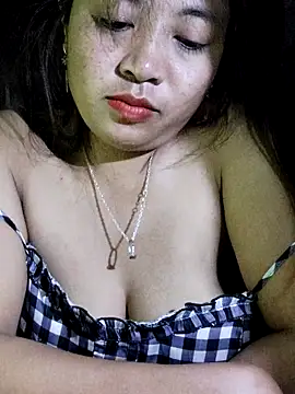 miumiu sexy2x online show from April 4, 2:45 pm