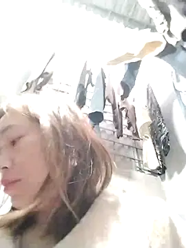 Snapshot of Chiipyy chatting on January 14, 12:25 am Chiipyy online show from January 14, 12:25 am