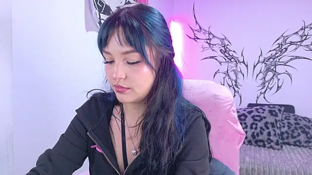 dollmeow online show from March 10, 11:42 pm