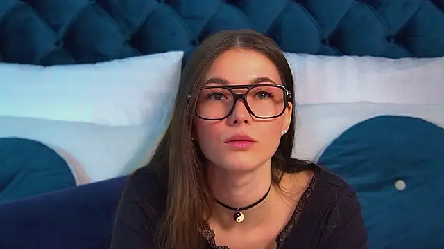 Snapshot of VanessaCelesti chatting on March 1, 6:46 am VanessaCelesti online show from March 1, 6:46 am