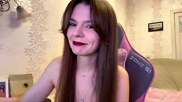 Snapshot of LavondaDeleston chatting on February 8, 9:34 pm LavondaDeleston online show from February 8, 9:34 pm