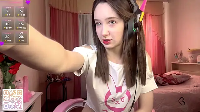MarcelaBlas online show from May 21, 2:03 pm