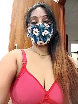 Your-Sasha7 online show from May 12, 1:06 pm