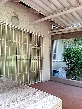 Snapshot of SexySlimTeaX chatting on January 14, 5:33 am SexySlimTeaX online show from January 14, 5:33 am