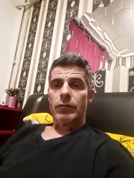 Snapshot of Ianne150 chatting on February 11, 12:32 am Ianne150 online show from February 11, 12:32 am