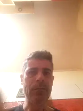 Snapshot of Ianne150 chatting on February 14, 1:06 am Ianne150 online show from February 14, 1:06 am