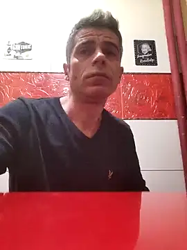 Snapshot of Ianne150 chatting on February 8, 11:13 pm Ianne150 online show from February 8, 11:13 pm