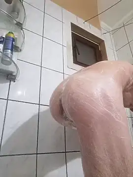 Snapshot of Ianne150 chatting on March 5, 3:58 am Ianne150 online show from March 5, 3:58 am